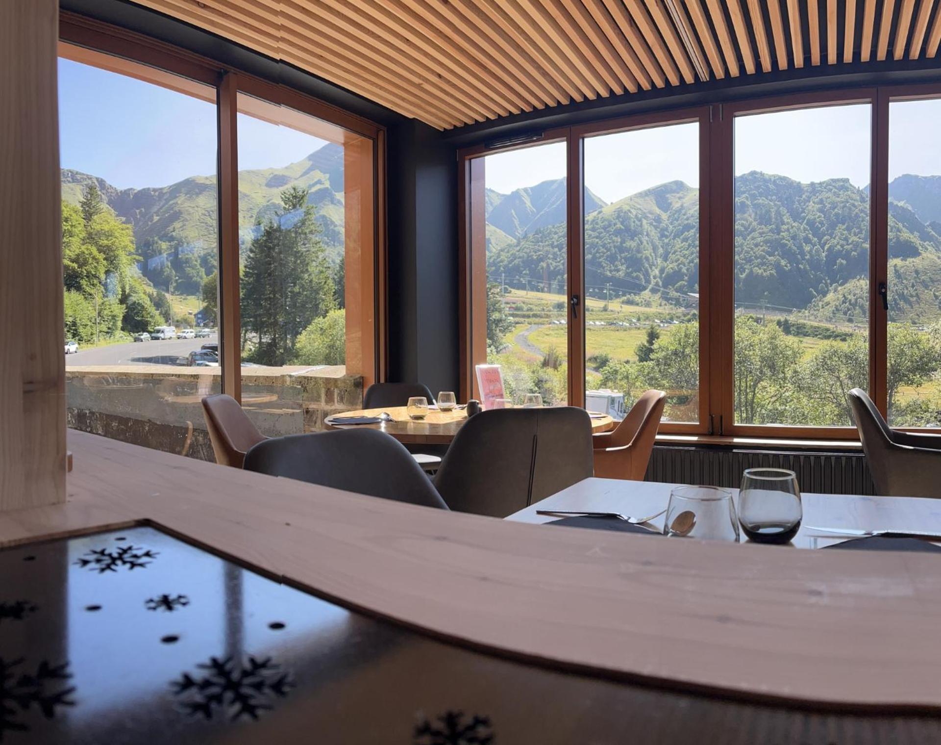 Hotel Du Puy Ferrand , Restaurant La Table De L'Ours Le Mont-Dore Dış mekan fotoğraf