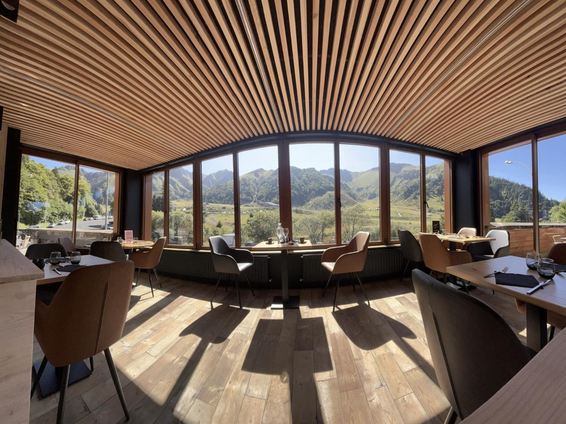 Hotel Du Puy Ferrand , Restaurant La Table De L'Ours Le Mont-Dore Dış mekan fotoğraf