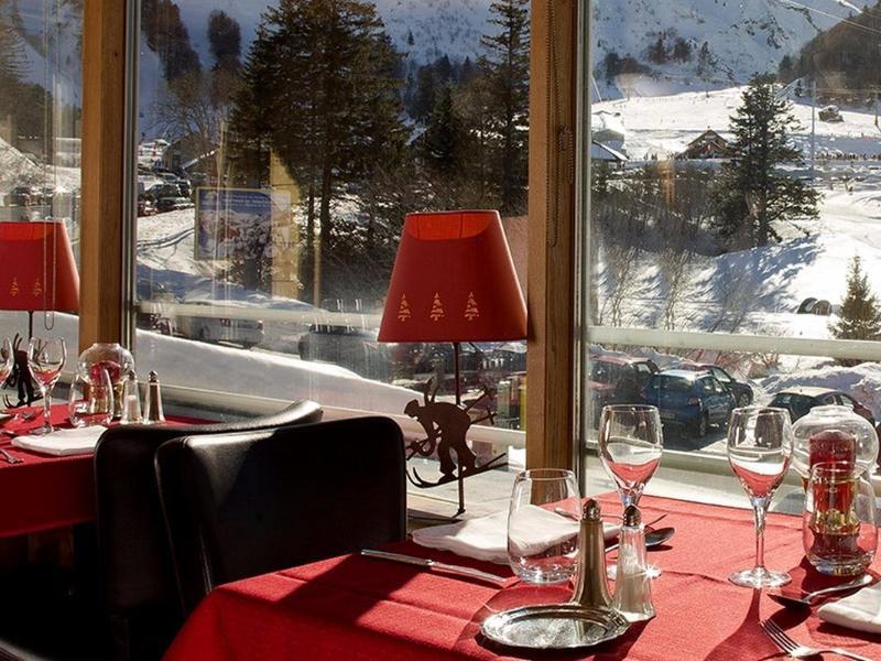 Hotel Du Puy Ferrand , Restaurant La Table De L'Ours Le Mont-Dore Dış mekan fotoğraf