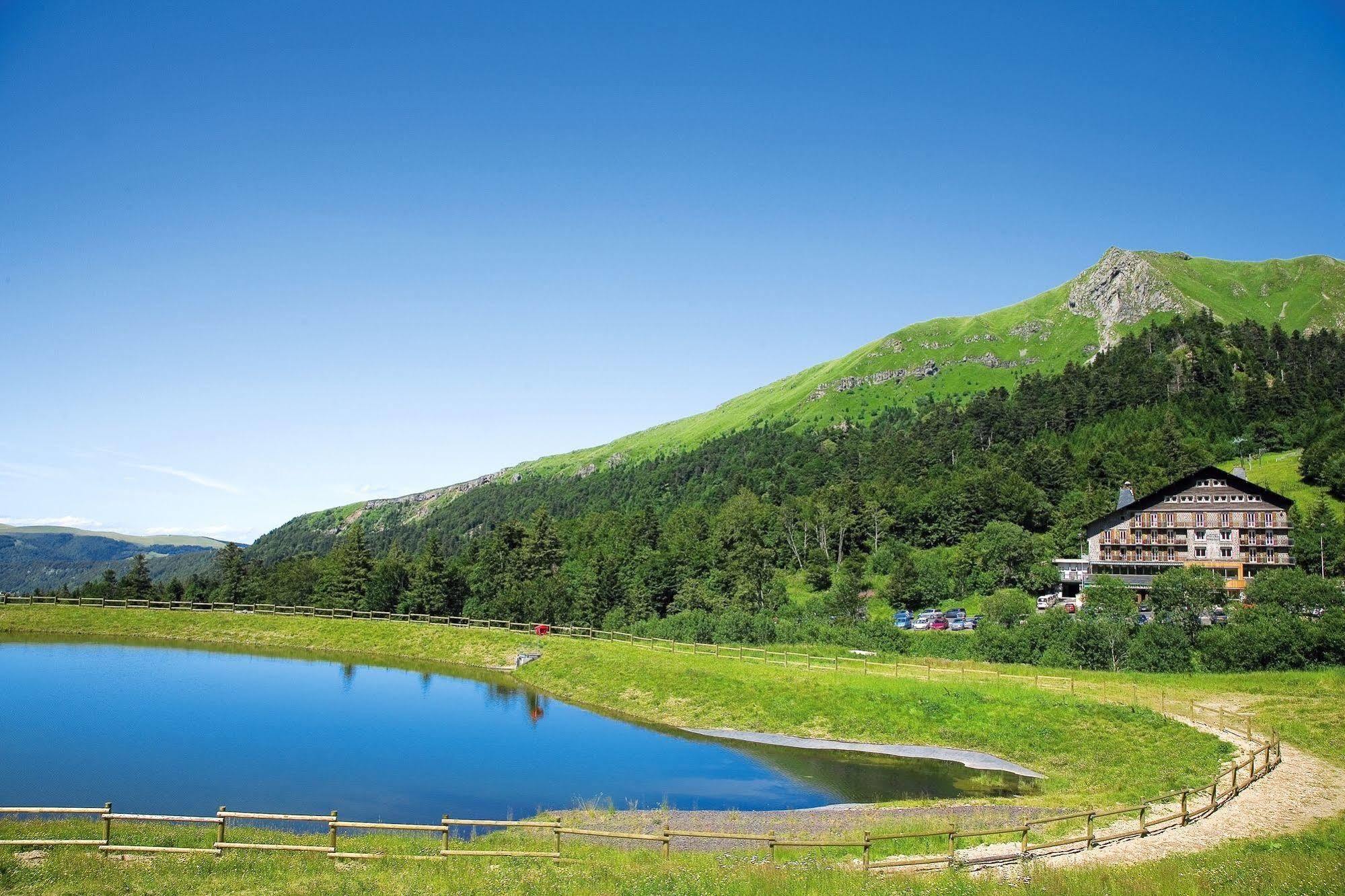 Hotel Du Puy Ferrand , Restaurant La Table De L'Ours Le Mont-Dore Dış mekan fotoğraf